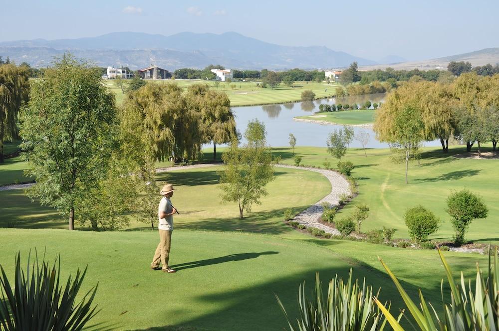 Hotel Hacienda Cantalagua Golf Contepec Екстериор снимка